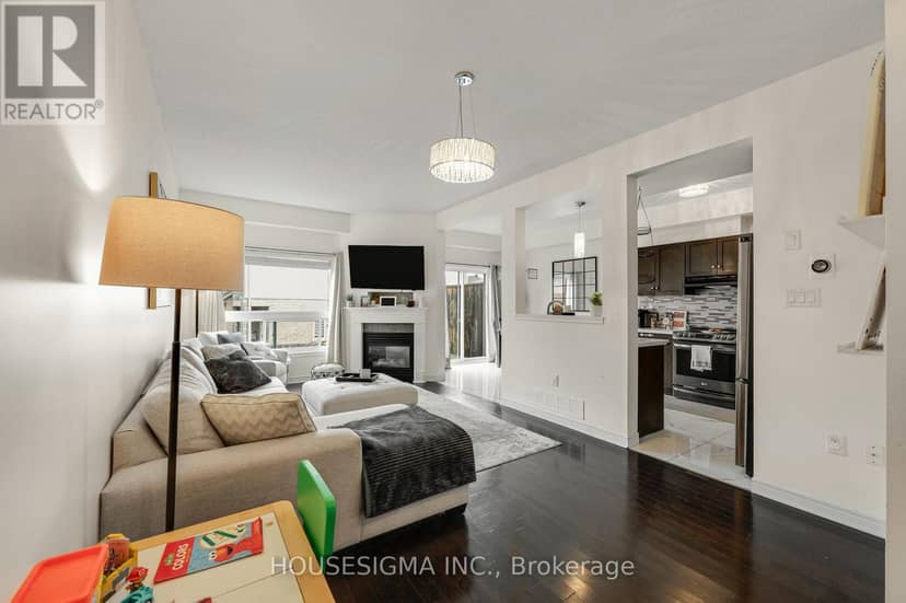 35 Palacebeach Trail, Hamilton, photo 6