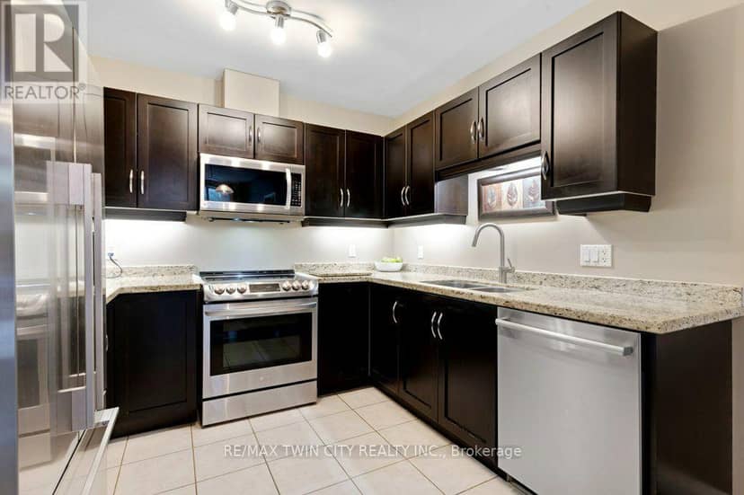 105 - 165 Duke Street E — photo 2 of 27