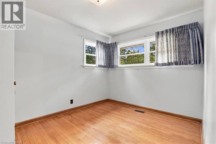 1054 UNION Street — photo 20 of 40
