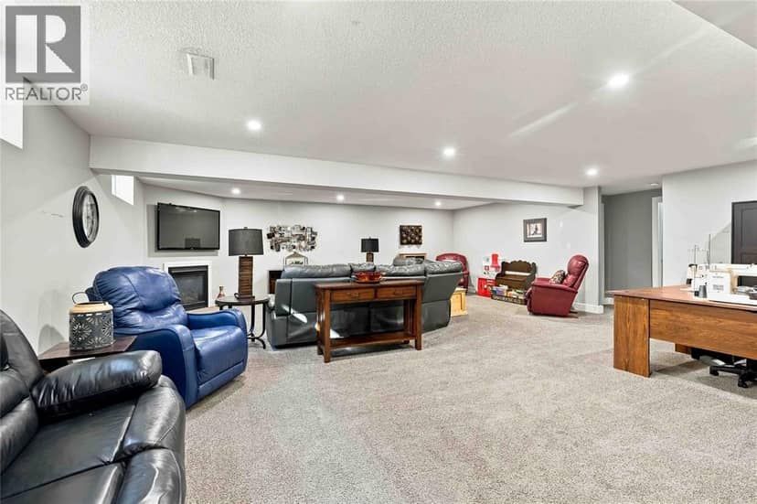 740 Remington Court — photo 24 of 40