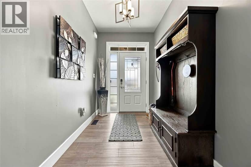 740 Remington Court — photo 3 of 40