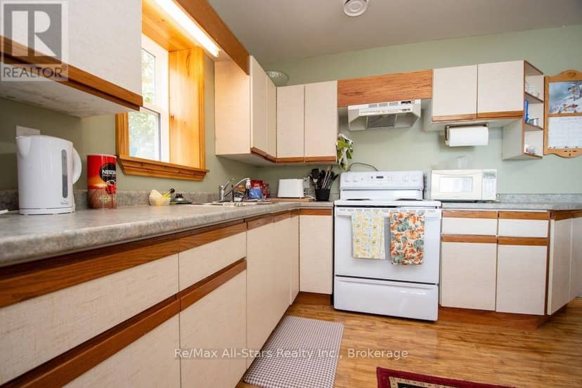 1330 County Rd 49 — photo 16 of 29