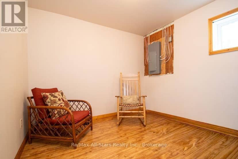 1330 County Rd 49 — photo 21 of 29