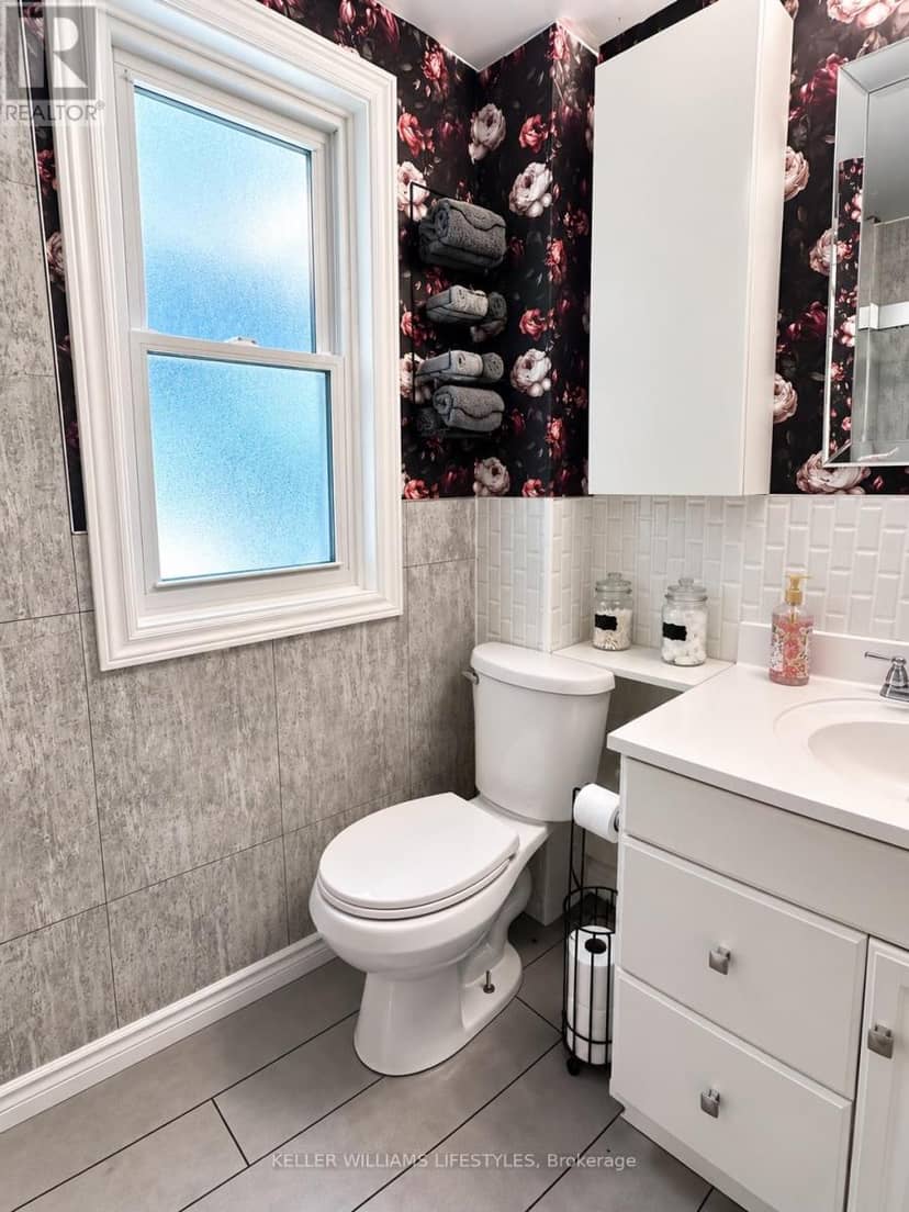 93 Homan Street — photo 14 of 26