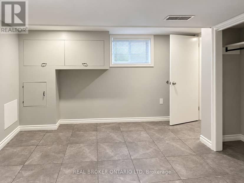 31 Myrtle Street — photo 15 of 19