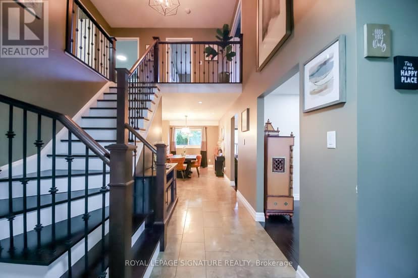 4 Upland Drive — photo 10 of 40