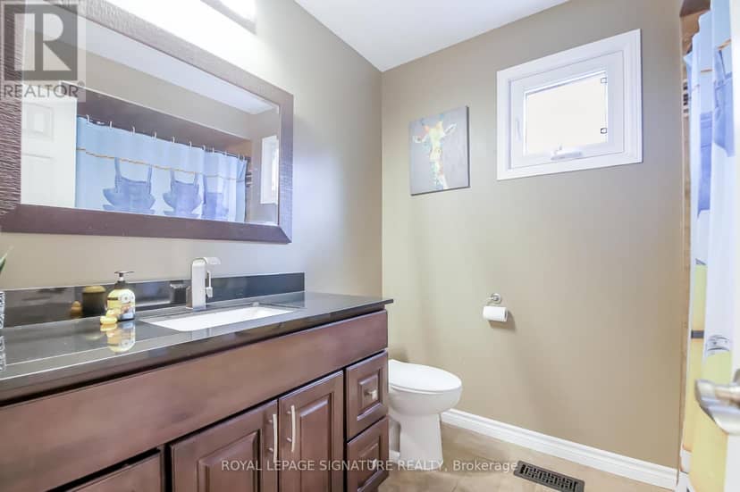 4 Upland Drive — photo 32 of 40