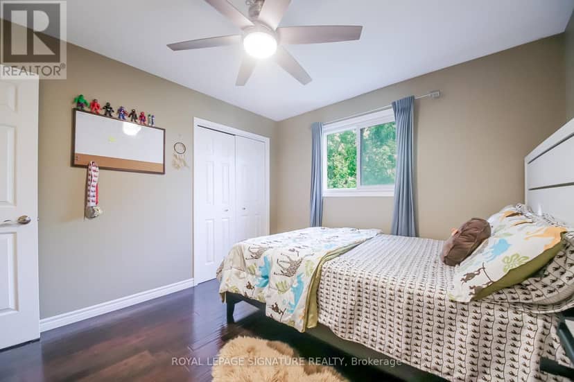 4 Upland Drive — photo 37 of 40