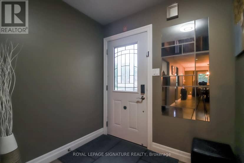 4 Upland Drive — photo 8 of 40