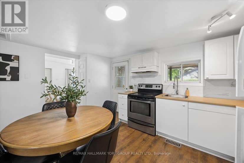 28 St James Street — photo 13 of 40