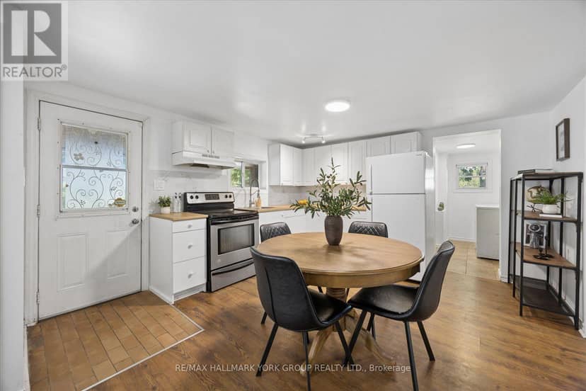 28 St James Street — photo 9 of 40