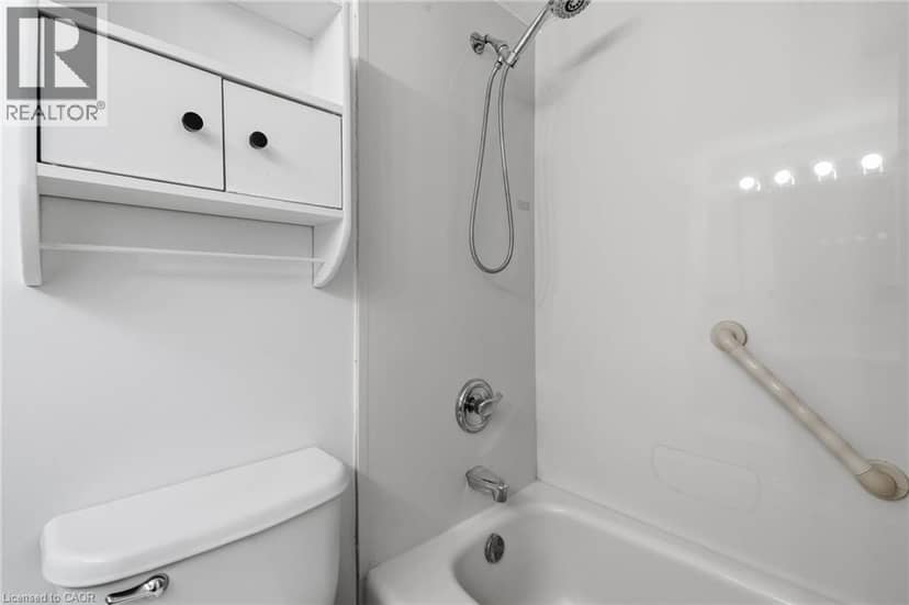 1415 GHENT Avenue Unit# 203 — photo 6 of 13