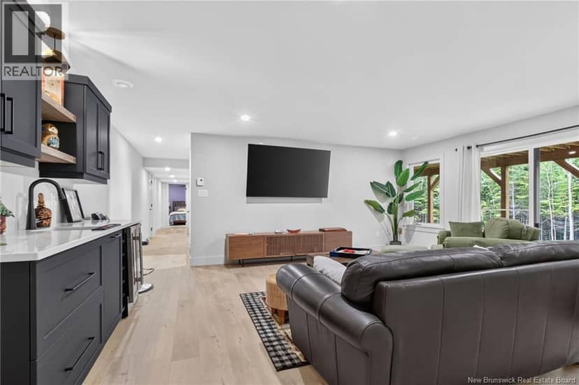 10 Orchard Avenue — photo 38 of 40
