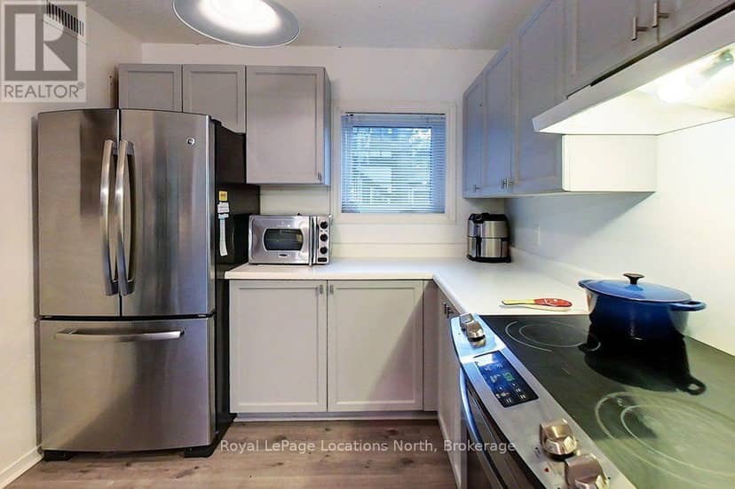 911 Cedar Pointe Court — photo 18 of 40