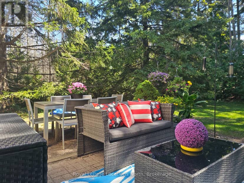 911 Cedar Pointe Court, Collingwood, photo 7