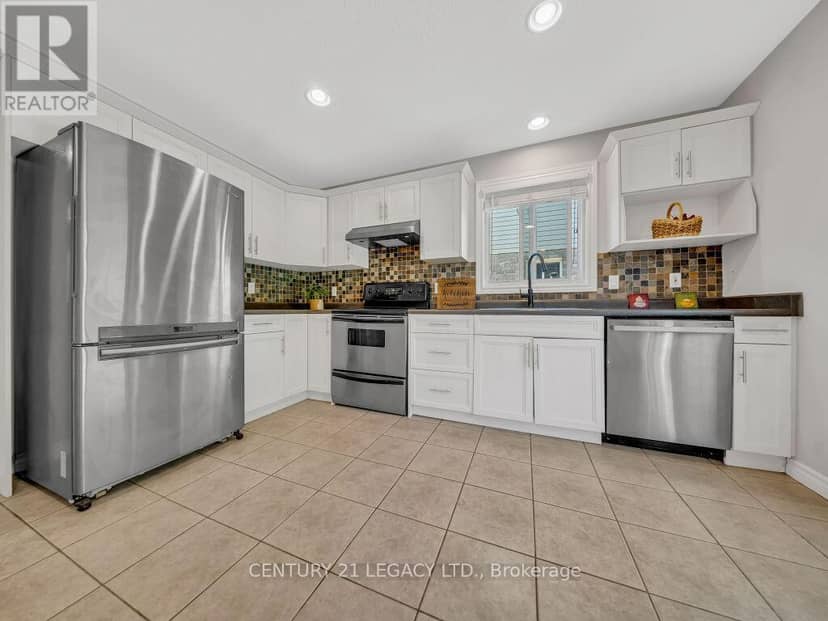 1686 Jubilee Drive — photo 12 of 36