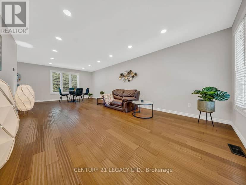 1686 Jubilee Drive — photo 7 of 36