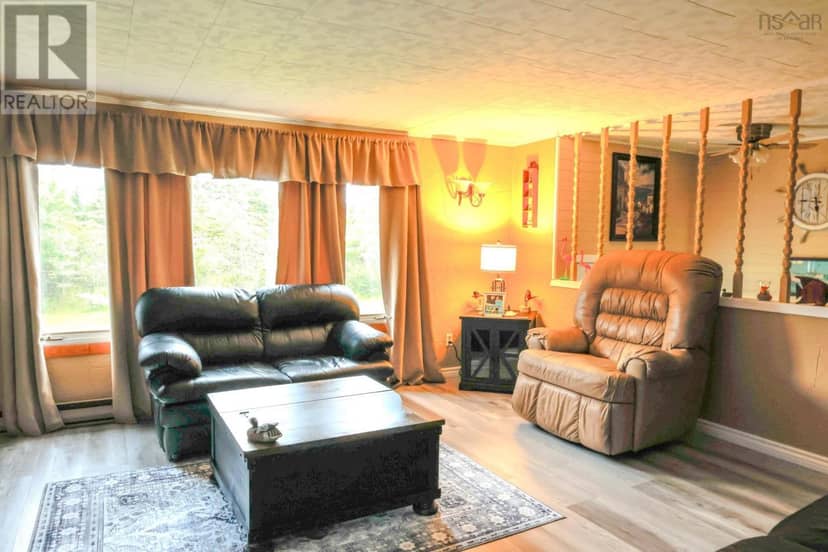 28 Penney Road — photo 13 of 28