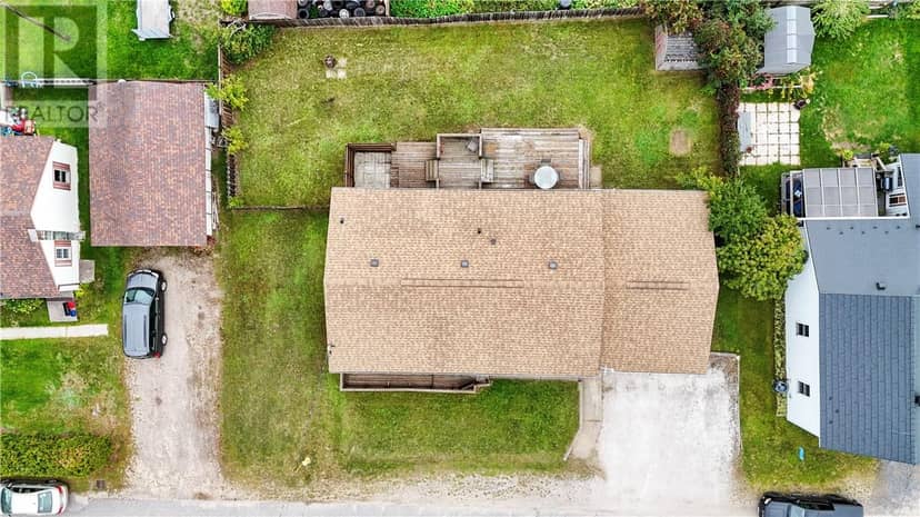 428 Wood Street, Espanola, photo 8