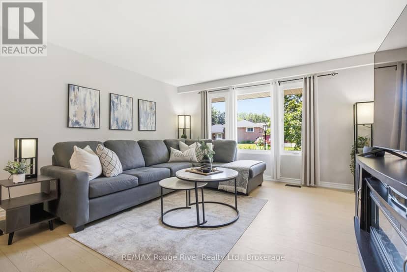 86 Shoredale Drive — photo 13 of 40