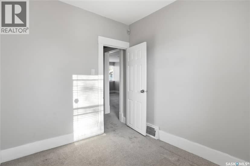 1008 Retallack STREET — photo 16 of 27