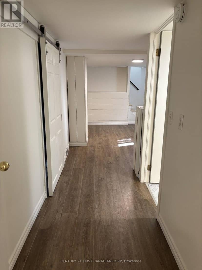 4073 Catherine Street — photo 26 of 35