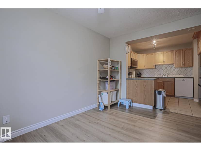 319 Telford Co — photo 11 of 40