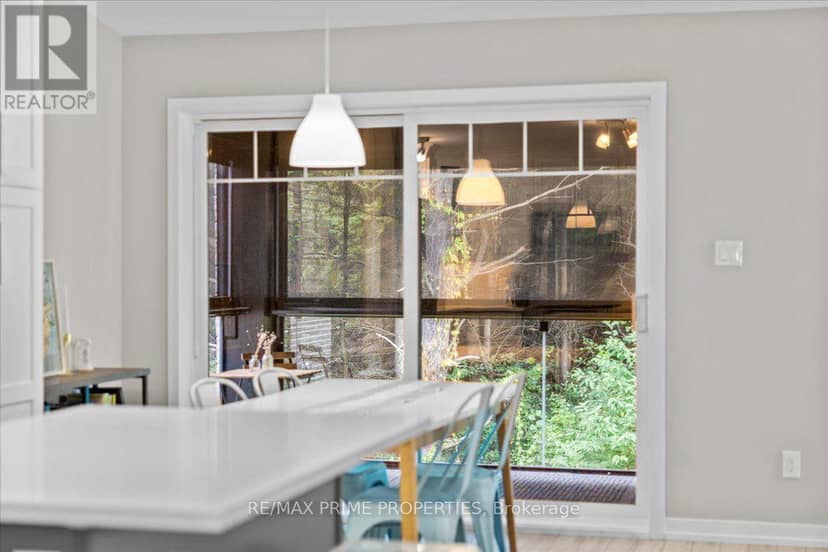 302 - 91 St Moritz Trail — photo 15 of 40