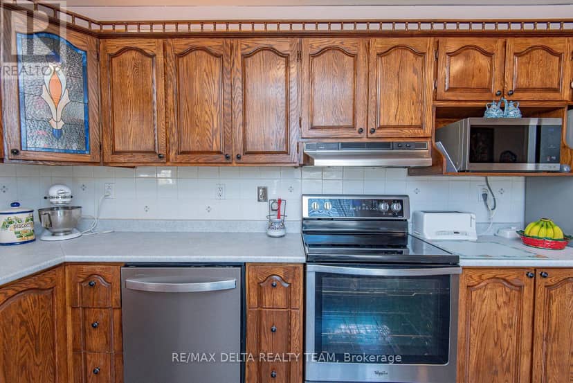 892 Scott Dupuis Way — photo 15 of 40