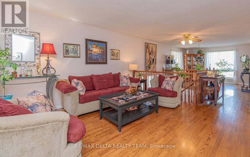 892 Scott Dupuis Way — photo 7 of 40