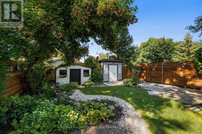 35 Ballantrae Way — photo 36 of 40