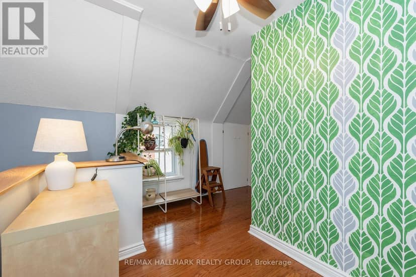 53 Louisa Street — photo 18 of 33