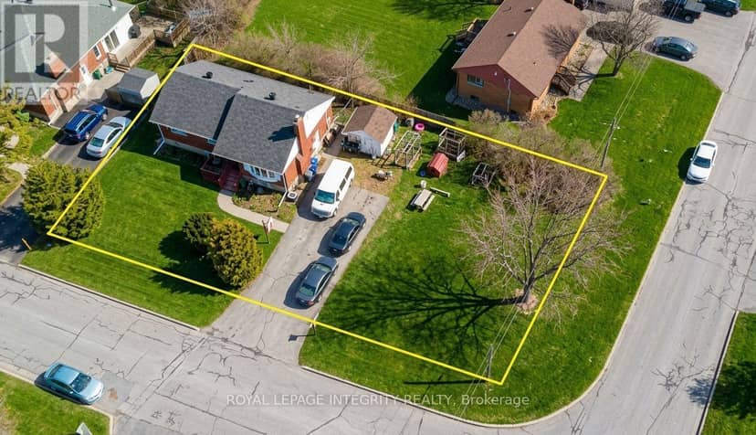 176 Oakridge Boulevard, Ottawa