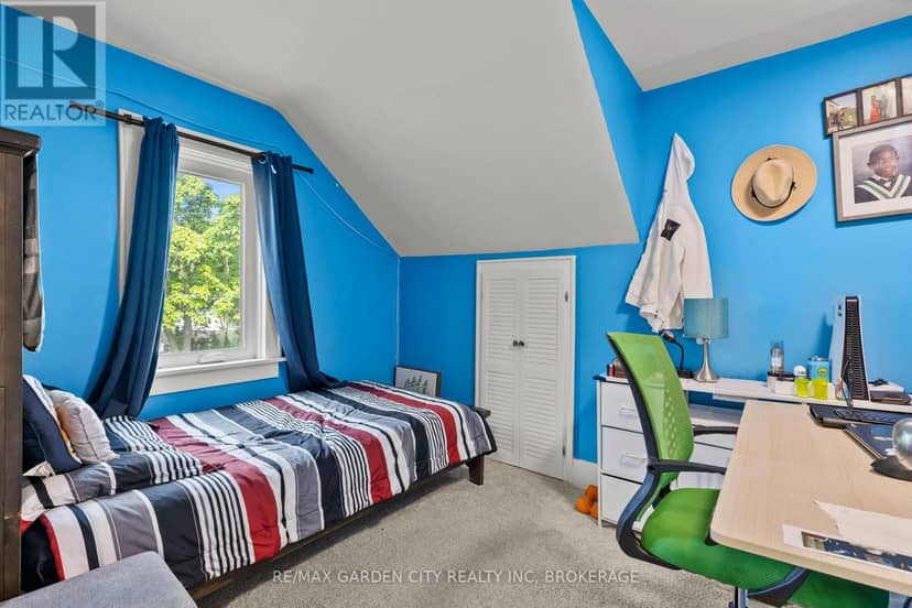 151 St George Street — photo 15 of 33