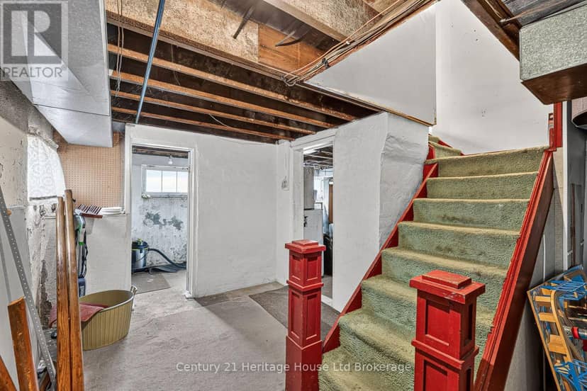 143 Charles Street E — photo 27 of 40