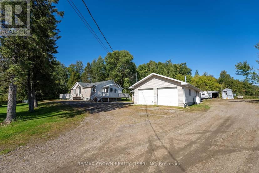870 Highway 17 E — photo 1 of 40