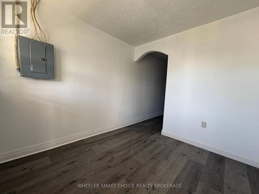 337 St Felix Street — photo 11 of 13