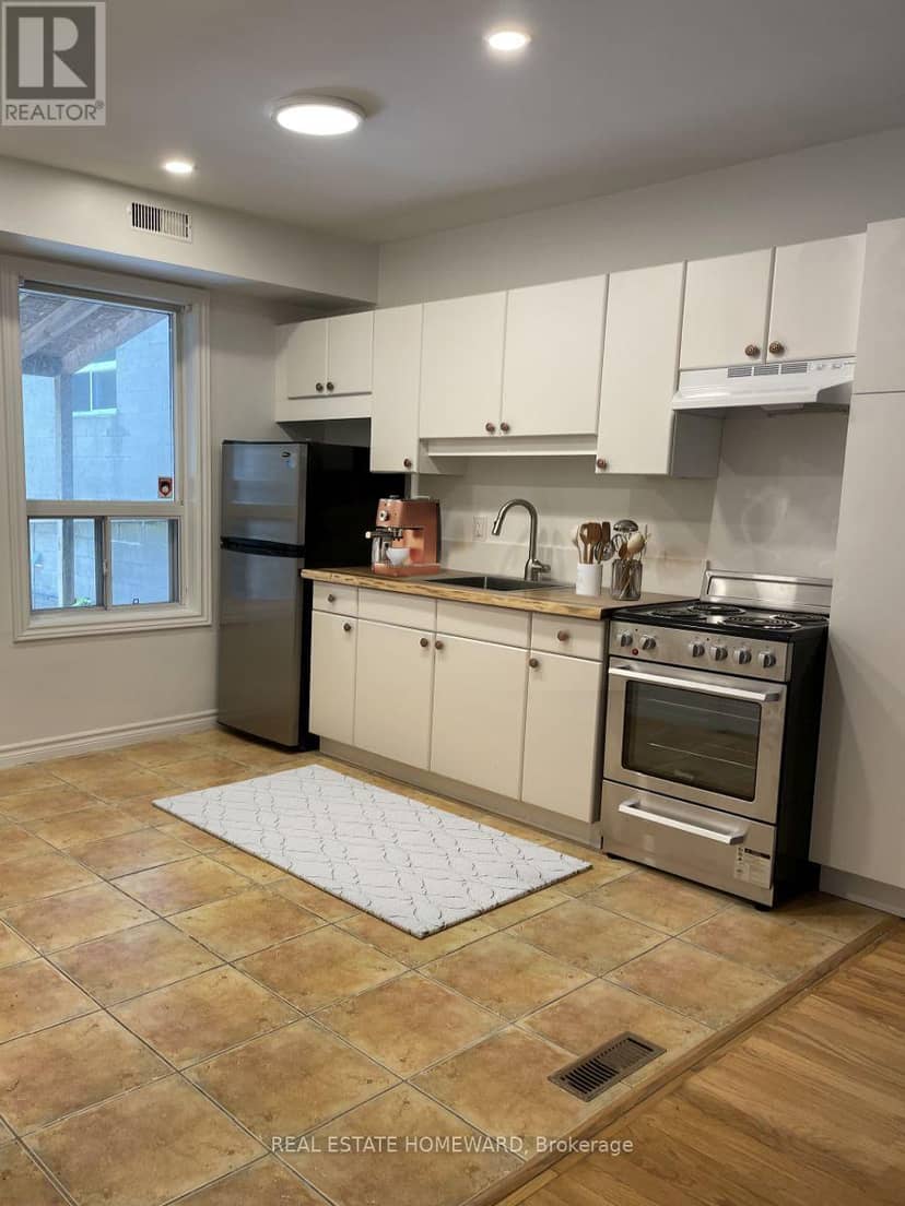 1191 Woodbine Avenue, Toronto, photo 3