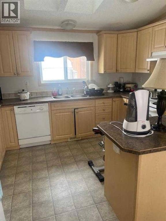 303 4th Avenue SW, Manning, photo 7