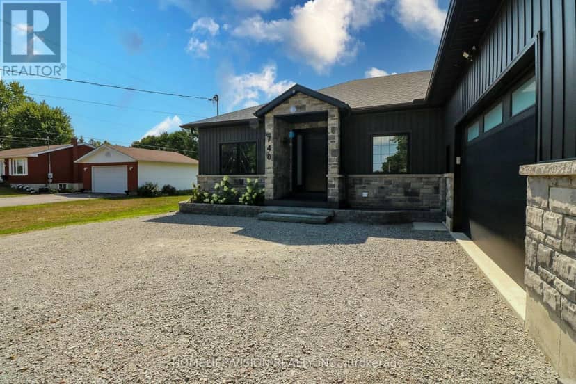 740 Midland Avenue — photo 4 of 40