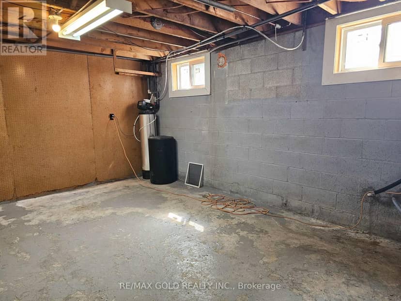 10654 Winston Churchill Boulevard — photo 9 of 14
