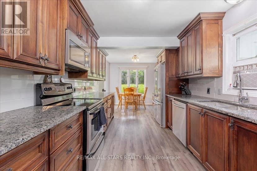 535 George Street — photo 19 of 40