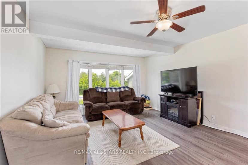 535 George Street — photo 8 of 40