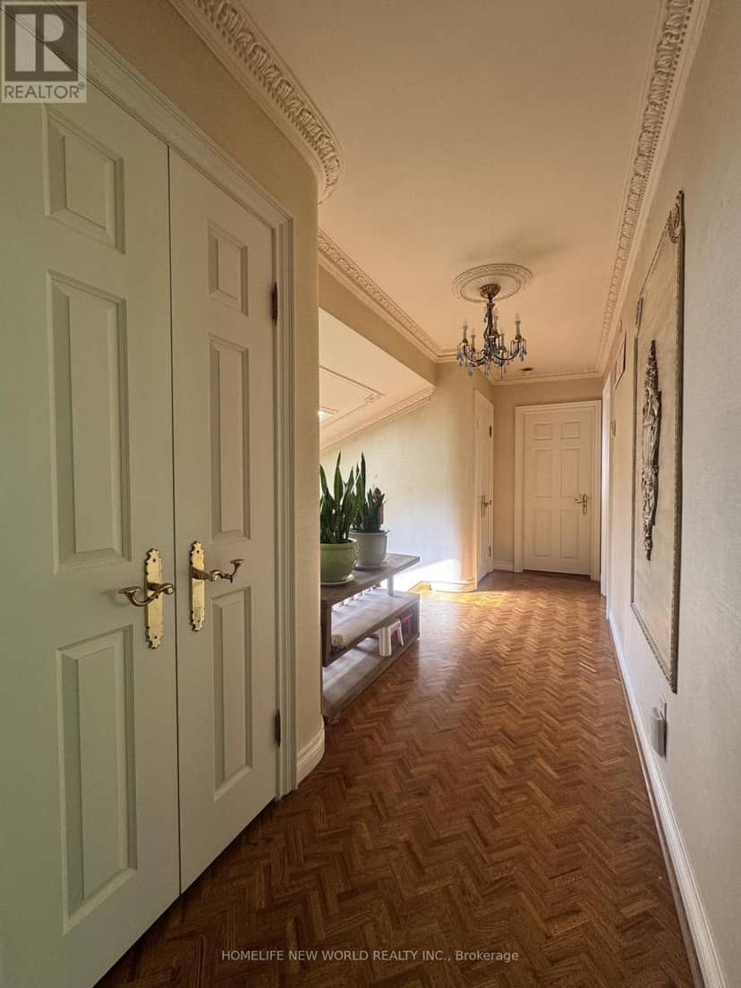 15 Brantley Crescent — photo 10 of 30