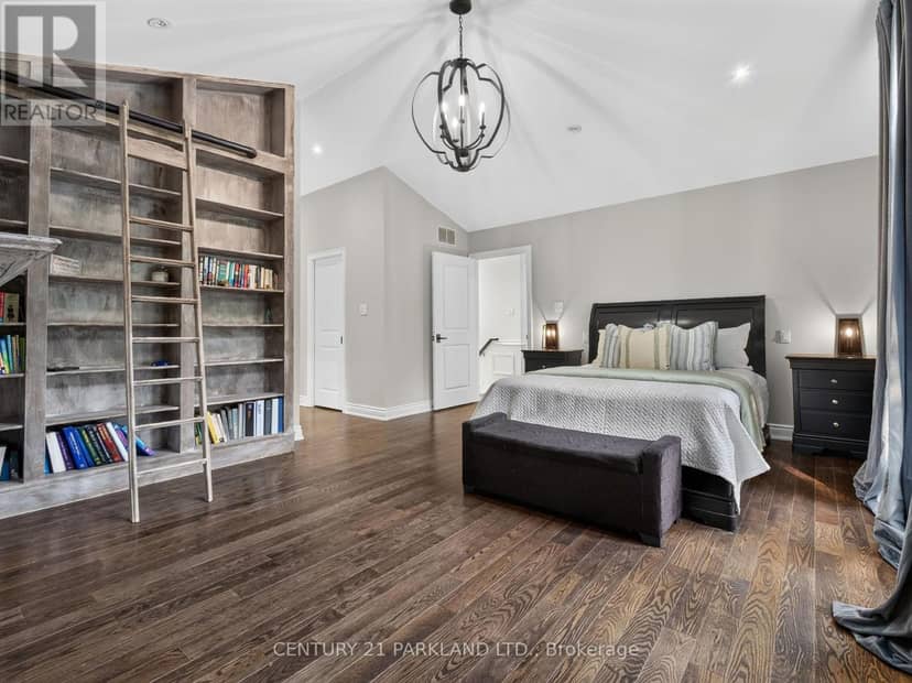 1302 Hillview Crescent — photo 19 of 40