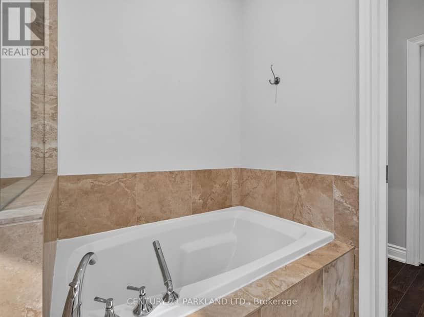 1302 Hillview Crescent — photo 24 of 40