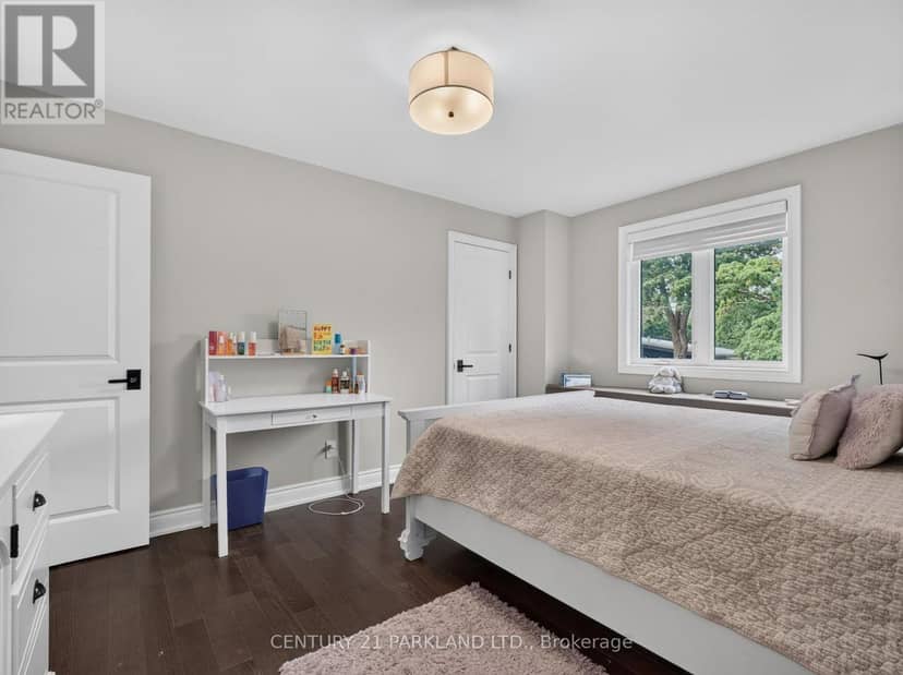1302 Hillview Crescent — photo 29 of 40