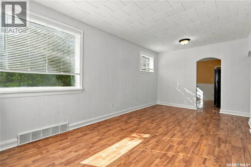1280 King STREET — photo 4 of 31