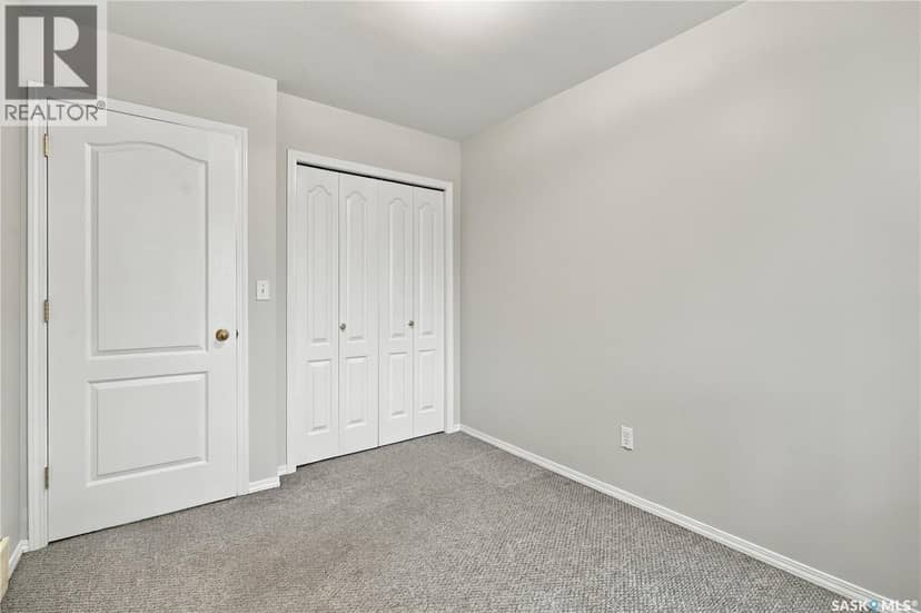 8 809 Kristjanson ROAD — photo 22 of 35