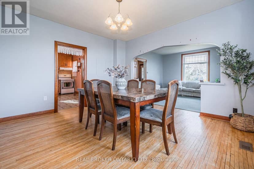 3027 Patrick Street — photo 11 of 40